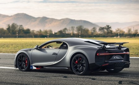 2021 Bugatti Chiron Sport Les Légendes du Ciel Rear Three-Quarter Wallpapers 450x275 (3)