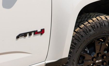 2021 GMC Canyon AT4 Off-Road Performance Edition Detail Wallpapers 450x275 (17)