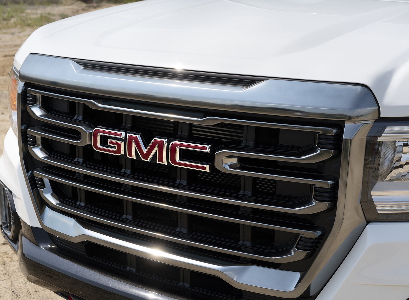 2021 GMC Canyon AT4 Off-Road Performance Edition Grill Wallpapers #12 of 19