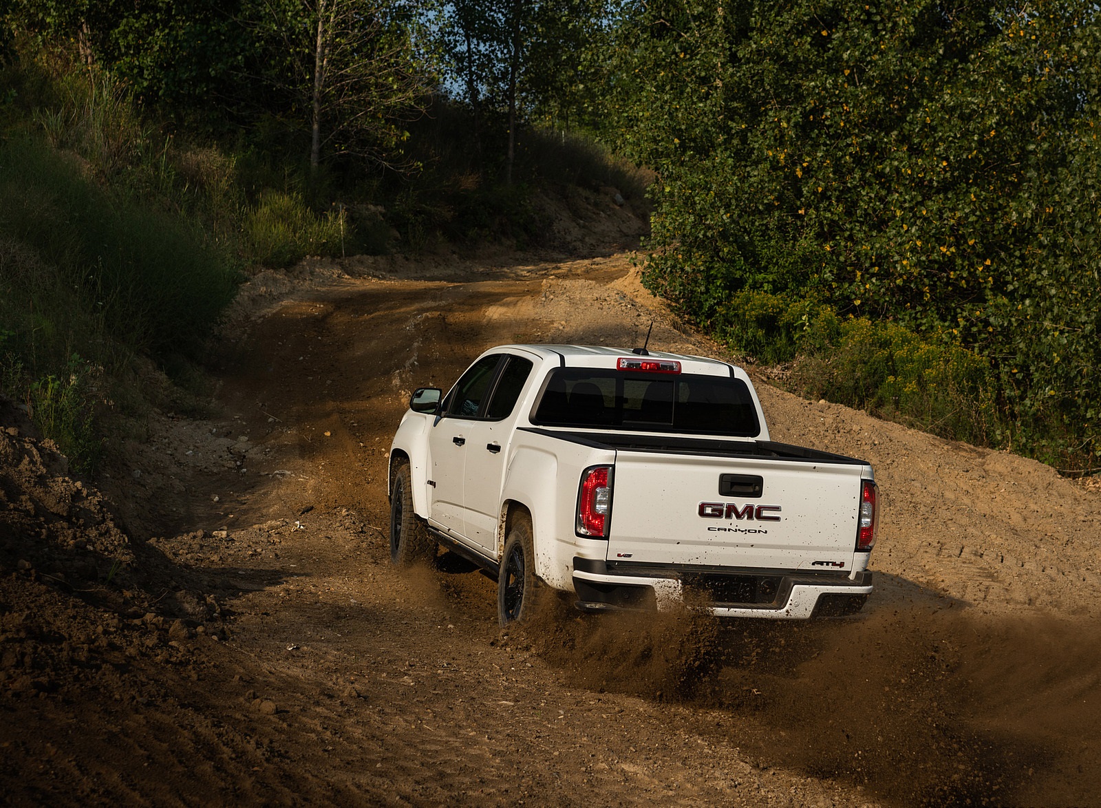 2021 GMC Canyon AT4 Off-Road Performance Edition Off-Road Wallpapers (4)