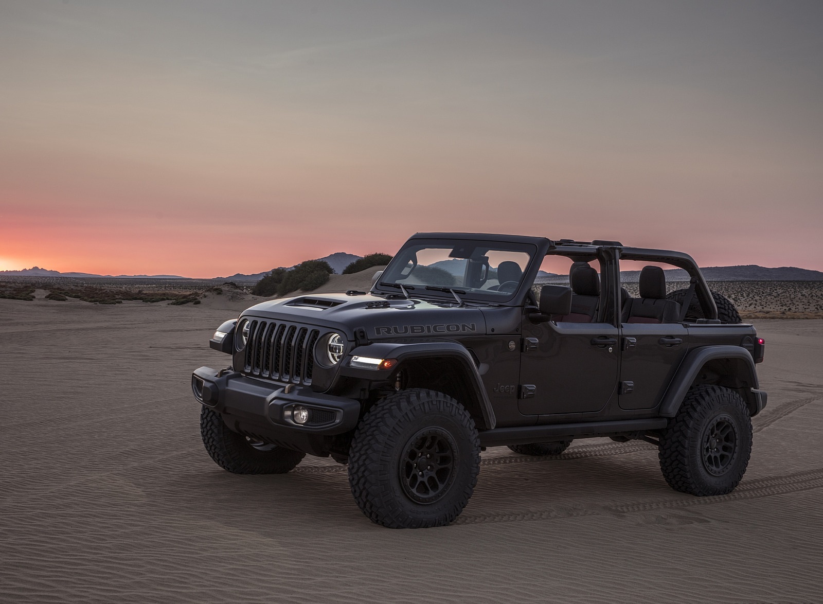 2021 Jeep Wrangler Rubicon 392 Front Three-Quarter Wallpapers #55 of 113