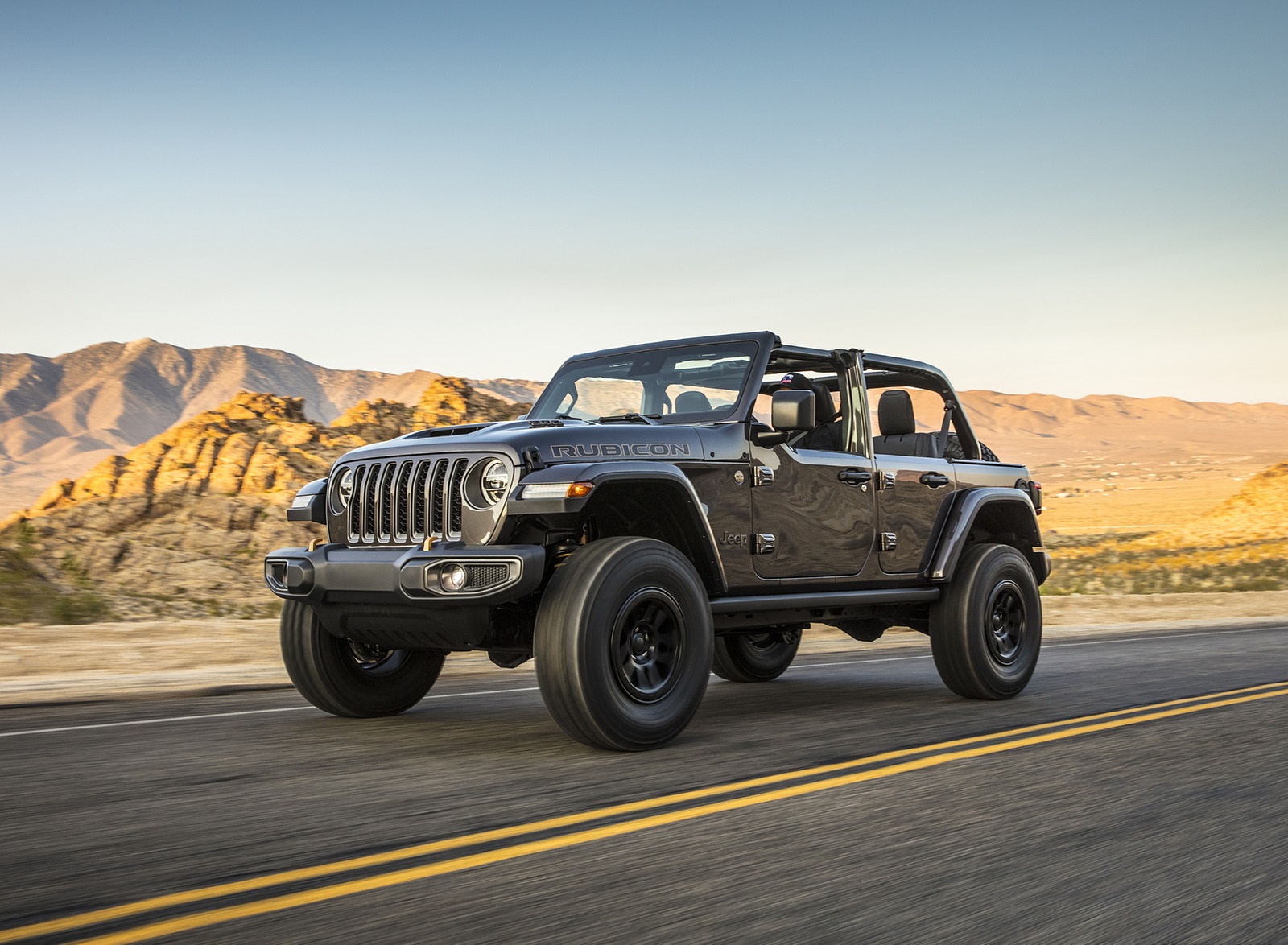 2021 Jeep Wrangler Rubicon 392 Front Three-Quarter Wallpapers #33 of 113