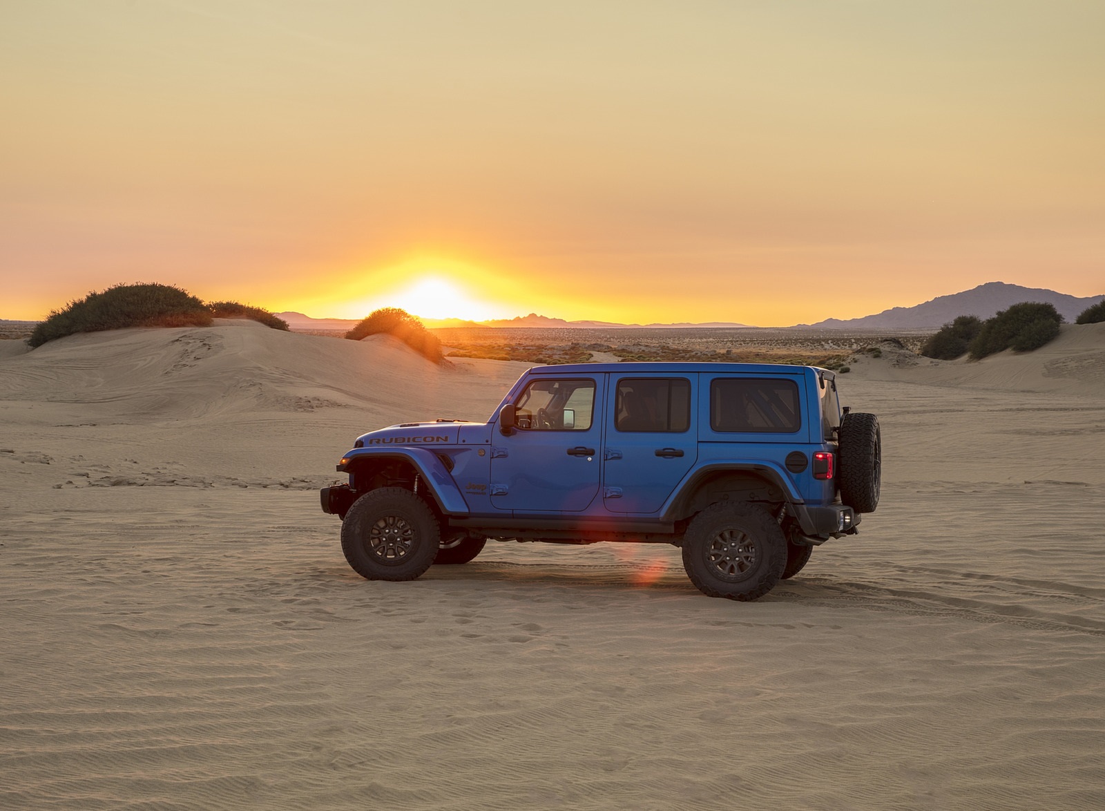 2021 Jeep Wrangler Rubicon 392 Side Wallpapers  #17 of 113