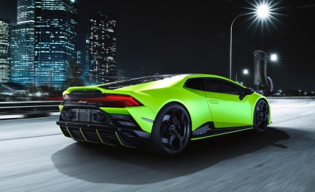2021 Lamborghini Huracán EVO Fluo Capsule (Color: Green) Rear Three-Quarter Wallpapers 450x275 (5)
