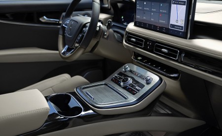 2021 Lincoln Nautilus Central Console Wallpapers  450x275 (57)