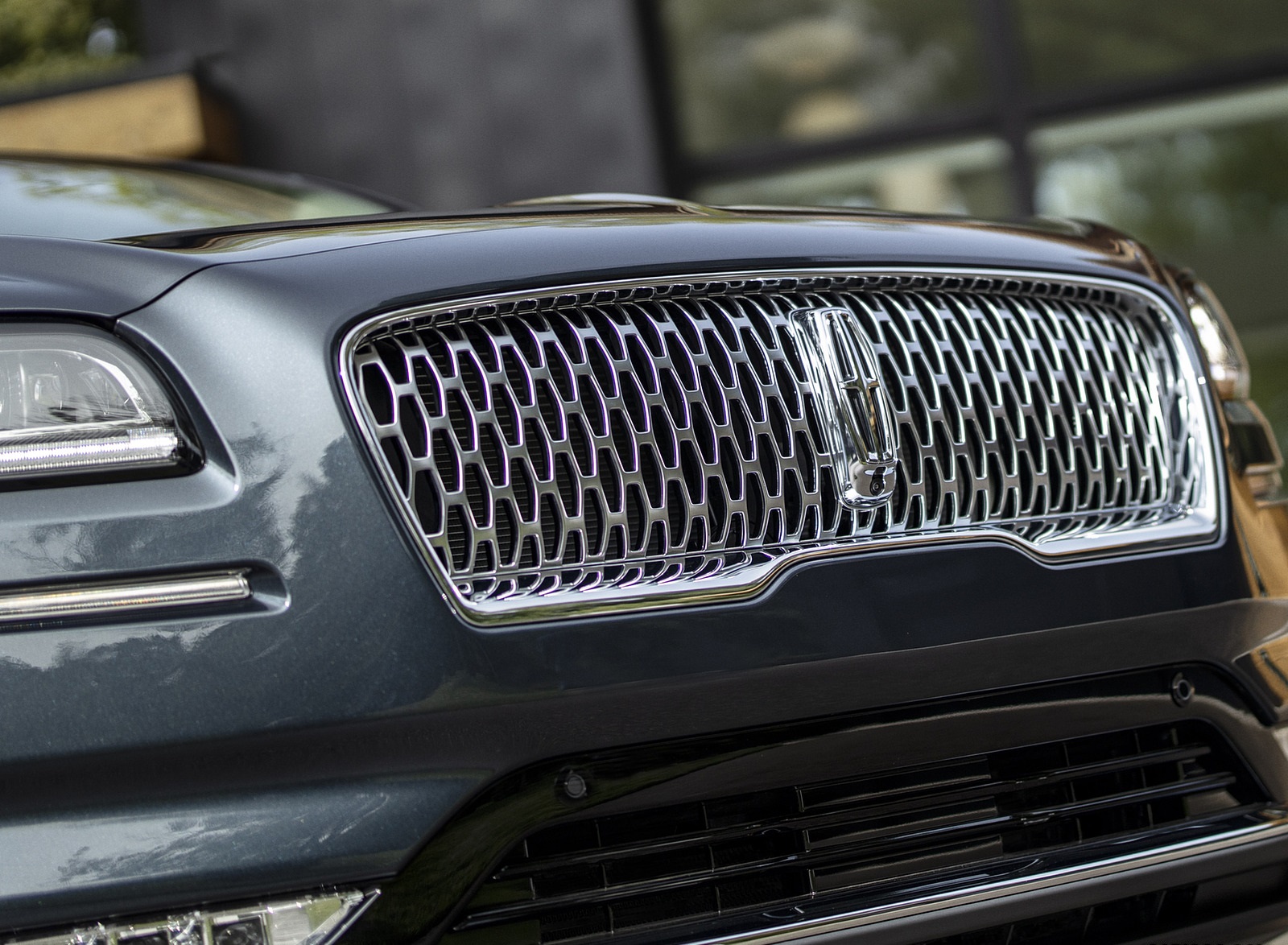 2021 Lincoln Nautilus (Color: Flight Blue) Grill Wallpapers  #19 of 64