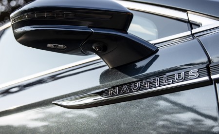 2021 Lincoln Nautilus (Color: Silver Radiance) Badge Wallpapers 450x275 (55)