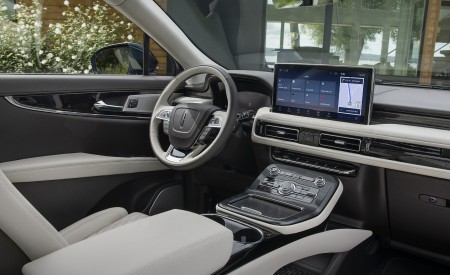 2021 Lincoln Nautilus Interior Wallpapers  450x275 (31)