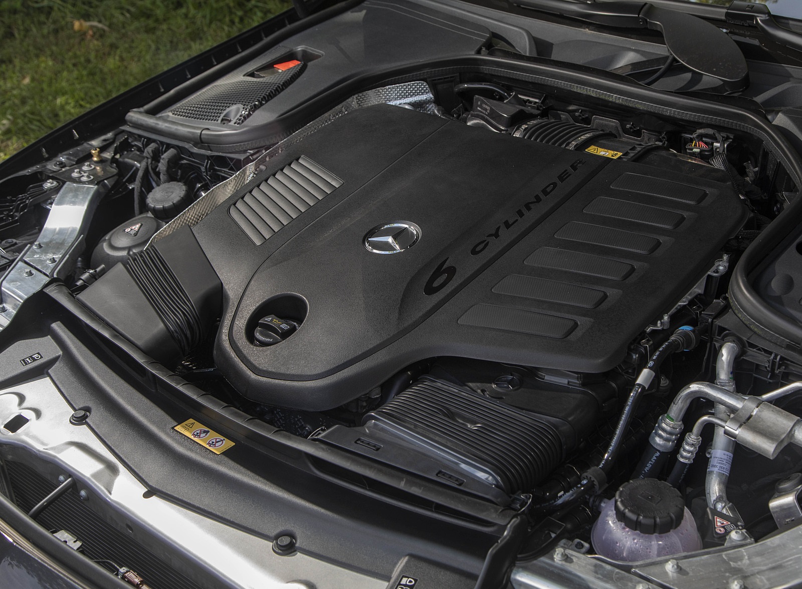 2021 Mercedes-Benz E 450 4MATIC Coupe (US-Spec) Engine Wallpapers #30 of 49