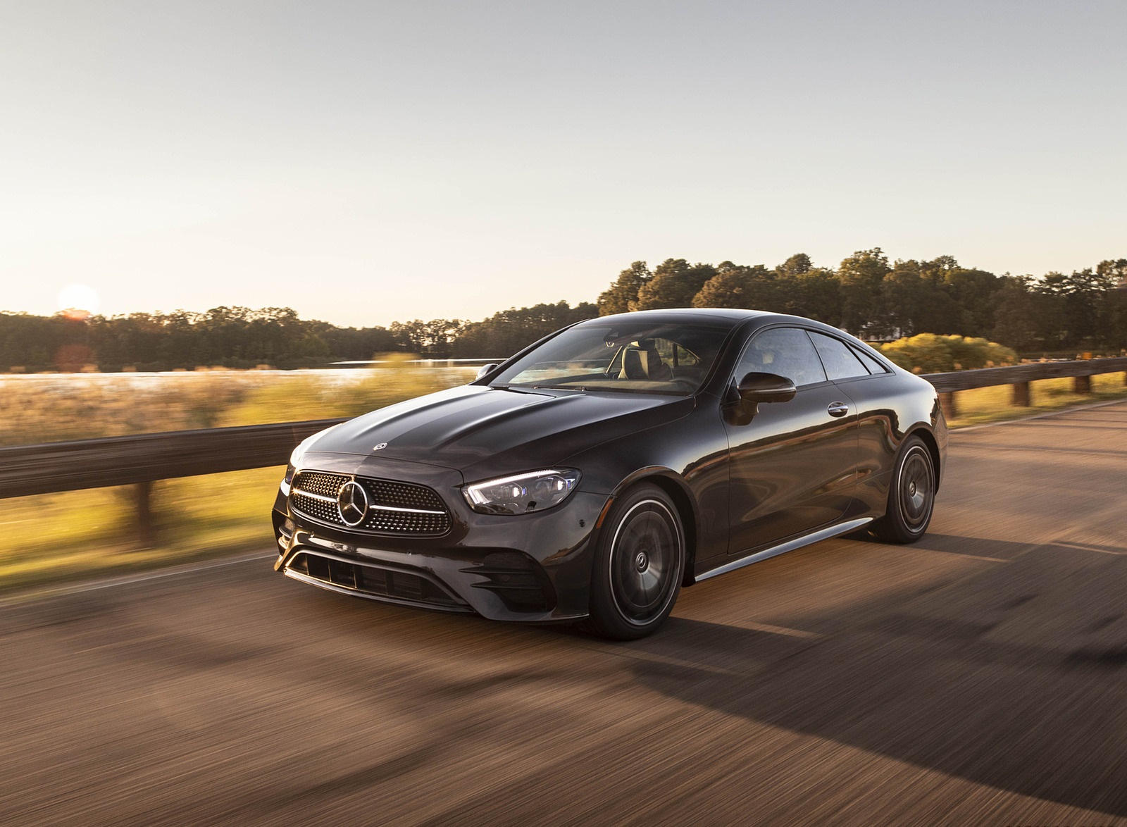 2021 Mercedes-Benz E 450 4MATIC Coupe (US-Spec) Front Three-Quarter Wallpapers (1). Download Wallpaper