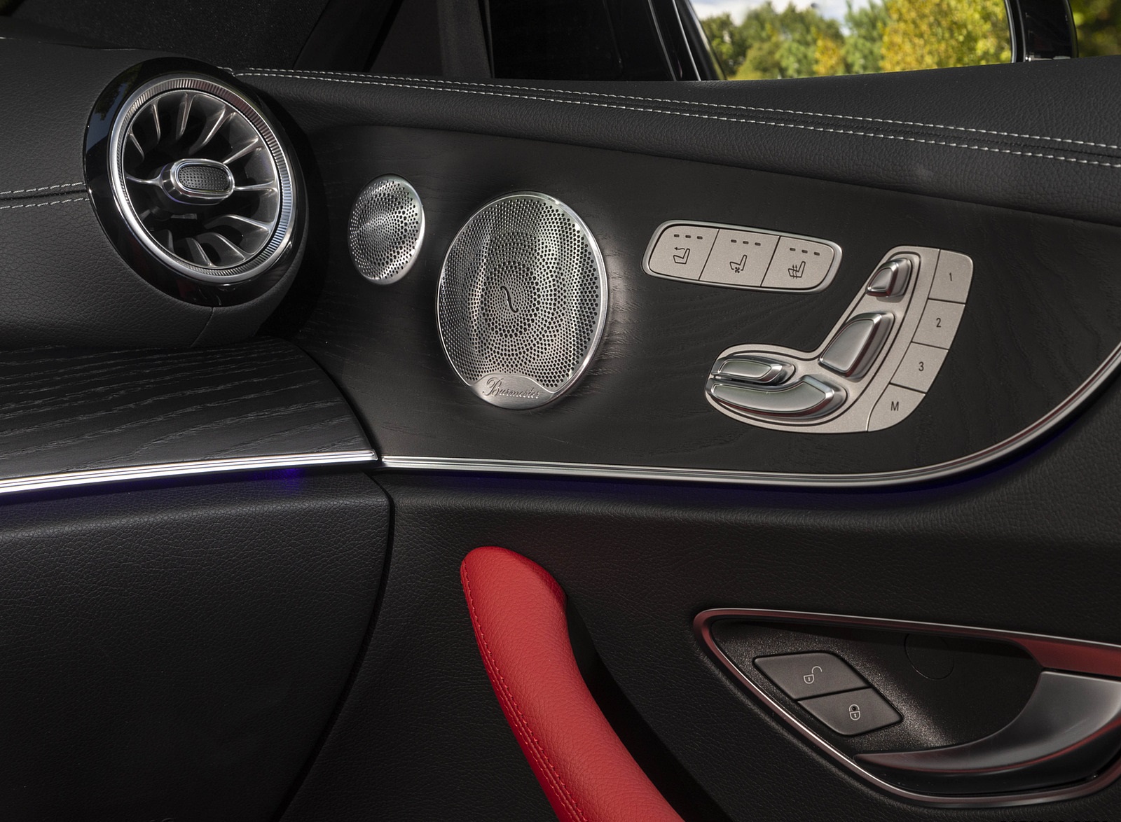 2021 Mercedes-Benz E 450 4MATIC Coupe (US-Spec) Interior Detail Wallpapers #42 of 49