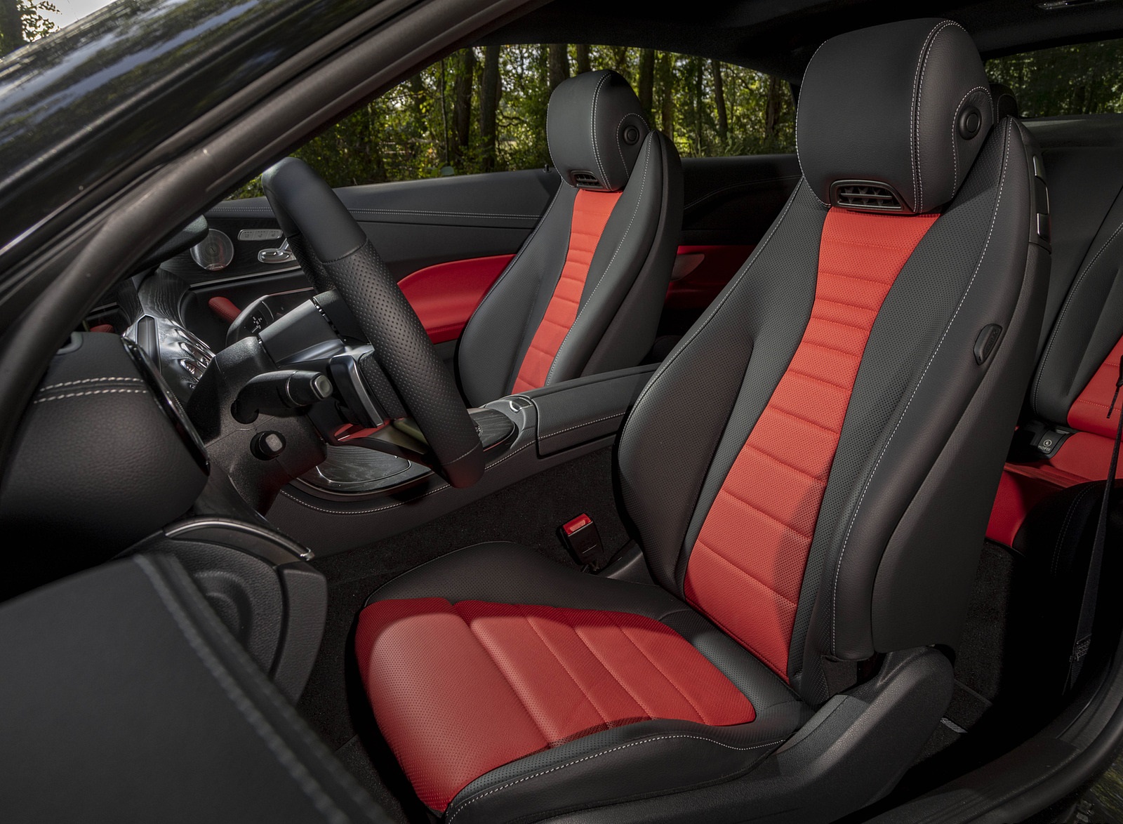 2021 Mercedes-Benz E 450 4MATIC Coupe (US-Spec) Interior Front Seats Wallpapers #40 of 49