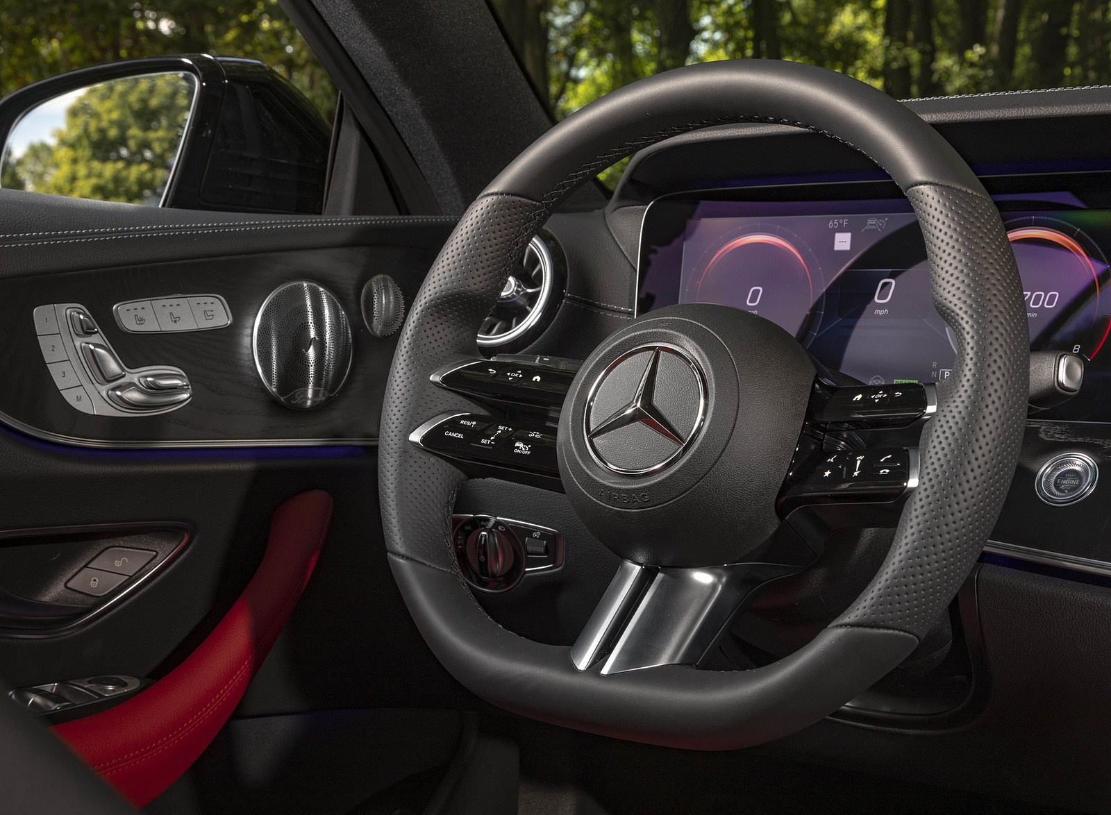 2021 Mercedes-Benz E 450 4MATIC Coupe (US-Spec) Interior Steering Wheel Wallpapers #36 of 49