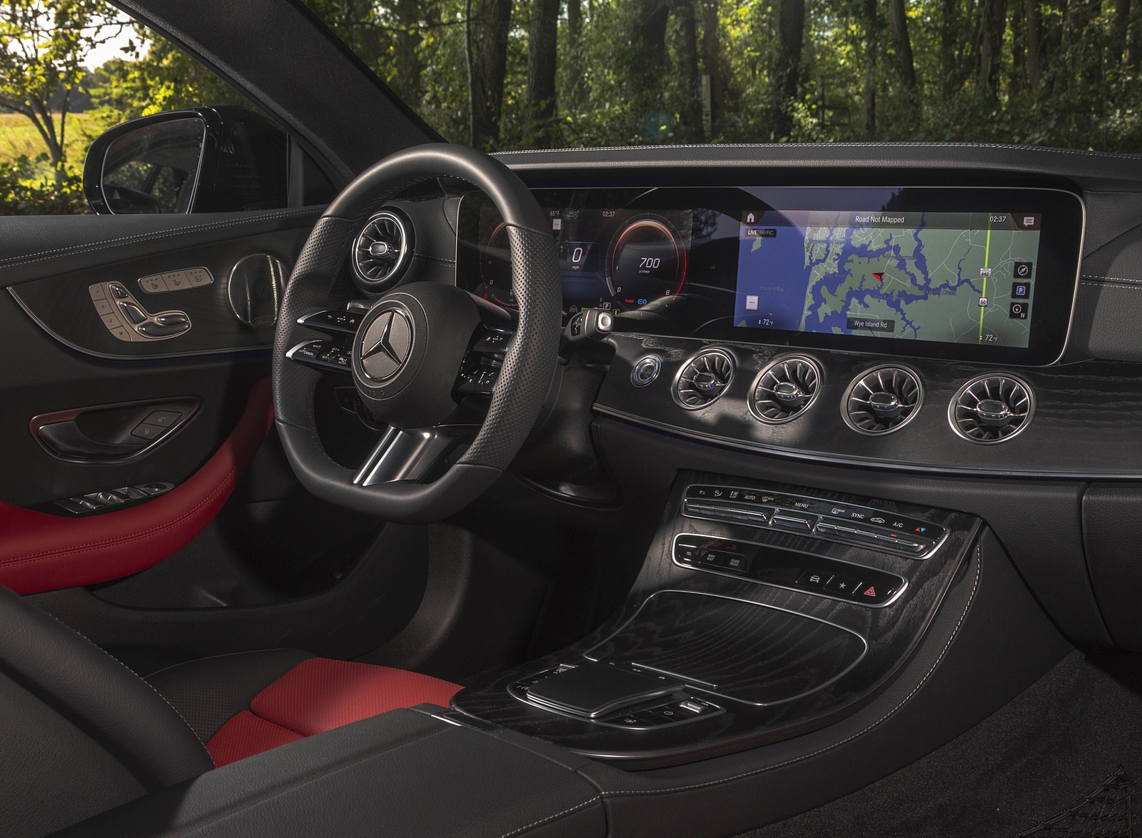 2021 Mercedes-Benz E 450 4MATIC Coupe (US-Spec) Interior Wallpapers #32 of 49