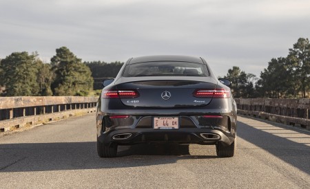 2021 Mercedes-Benz E 450 4MATIC Coupe (US-Spec) Rear Wallpapers 450x275 (20)