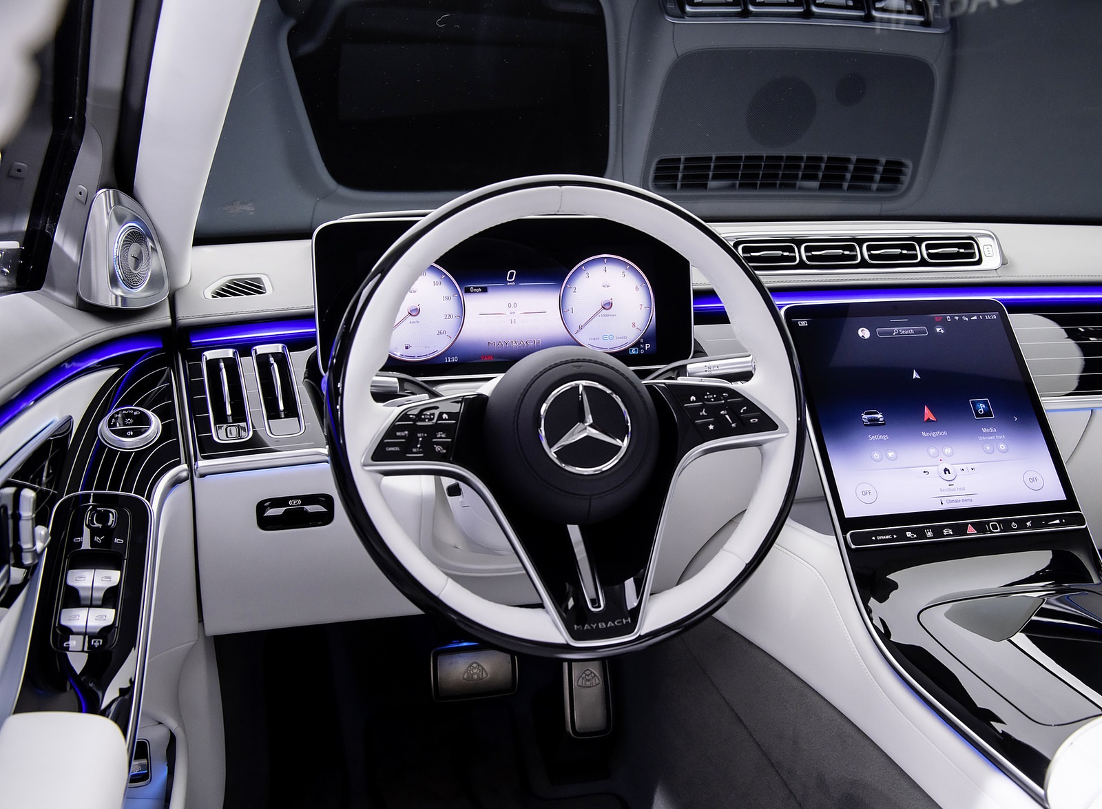 2021 Mercedes-Maybach S-Class (Color: Designo Crystal White / Silver Grey Pearl) Interior Cockpit Wallpapers #94 of 149