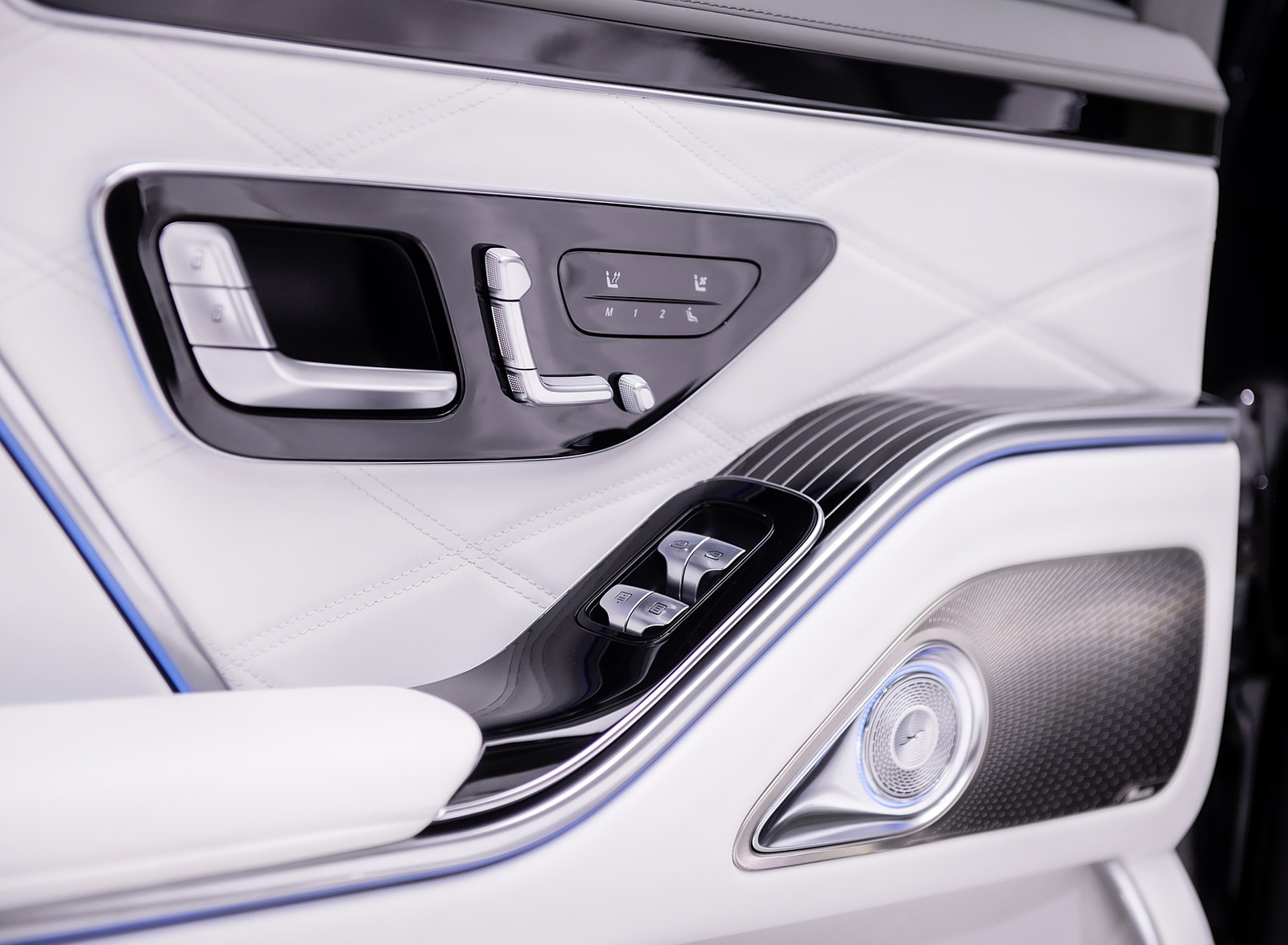 2021 Mercedes-Maybach S-Class (Color: Designo Crystal White / Silver Grey Pearl) Interior Detail Wallpapers #103 of 149