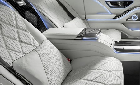 2021 Mercedes-Maybach S-Class (Color: Designo Crystal White / Silver Grey Pearl) Interior Rear Seats Wallpapers 450x275 (115)
