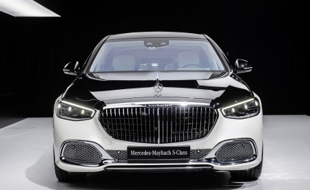 2021 Mercedes-Maybach S-Class (Color: Designo Diamond White Bright / Obsidian Black) Front Wallpapers 450x275 (77)