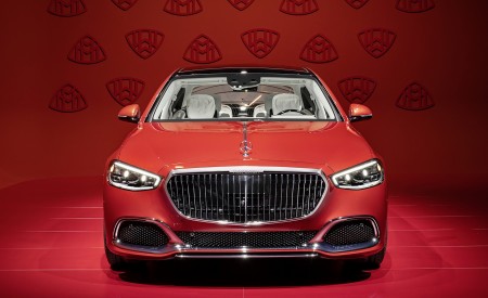 2021 Mercedes-Maybach S-Class (Color: Designo Patagonian Rot Bright) Front Wallpapers 450x275 (118)