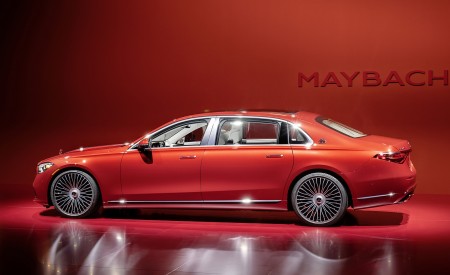 2021 Mercedes-Maybach S-Class (Color: Designo Patagonian Rot Bright) Side Wallpapers 450x275 (121)
