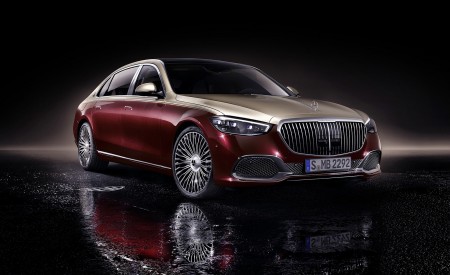 2021 Mercedes-Maybach S-Class (Color: Designo Rubellite Red / Kalahari Gold) Front Three-Quarter Wallpapers 450x275 (29)