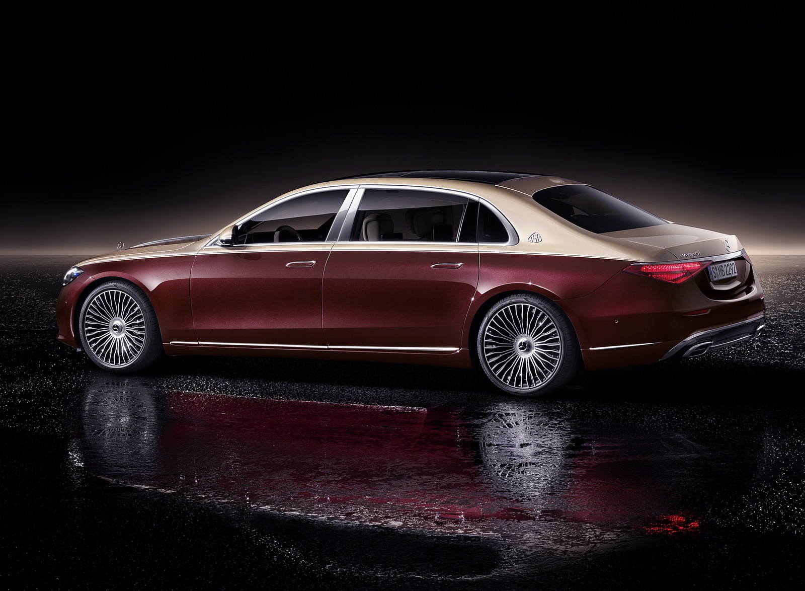 2021 Mercedes-Maybach S-Class (Color: Designo Rubellite Red / Kalahari Gold) Side Wallpapers #34 of 149