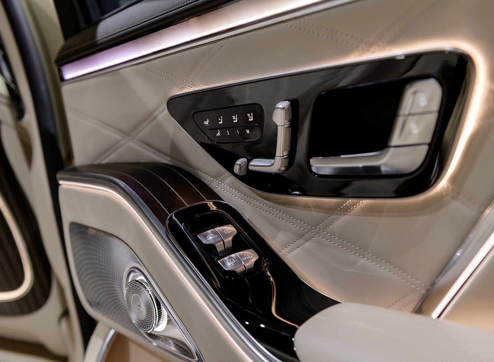 2021 Mercedes-Maybach S-Class (Leather Nappa macchiato beige bronze brown pearl) Interior Detail Wallpapers #66 of 149