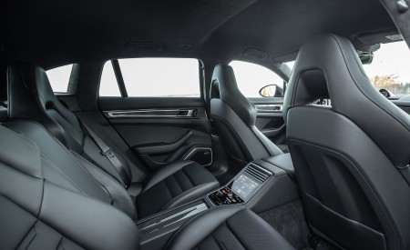 2021 Porsche Panamera 4 E-Hybrid Sport Turismo (Color: Papaya Metallic) Interior Rear Seats Wallpapers 450x275 (48)
