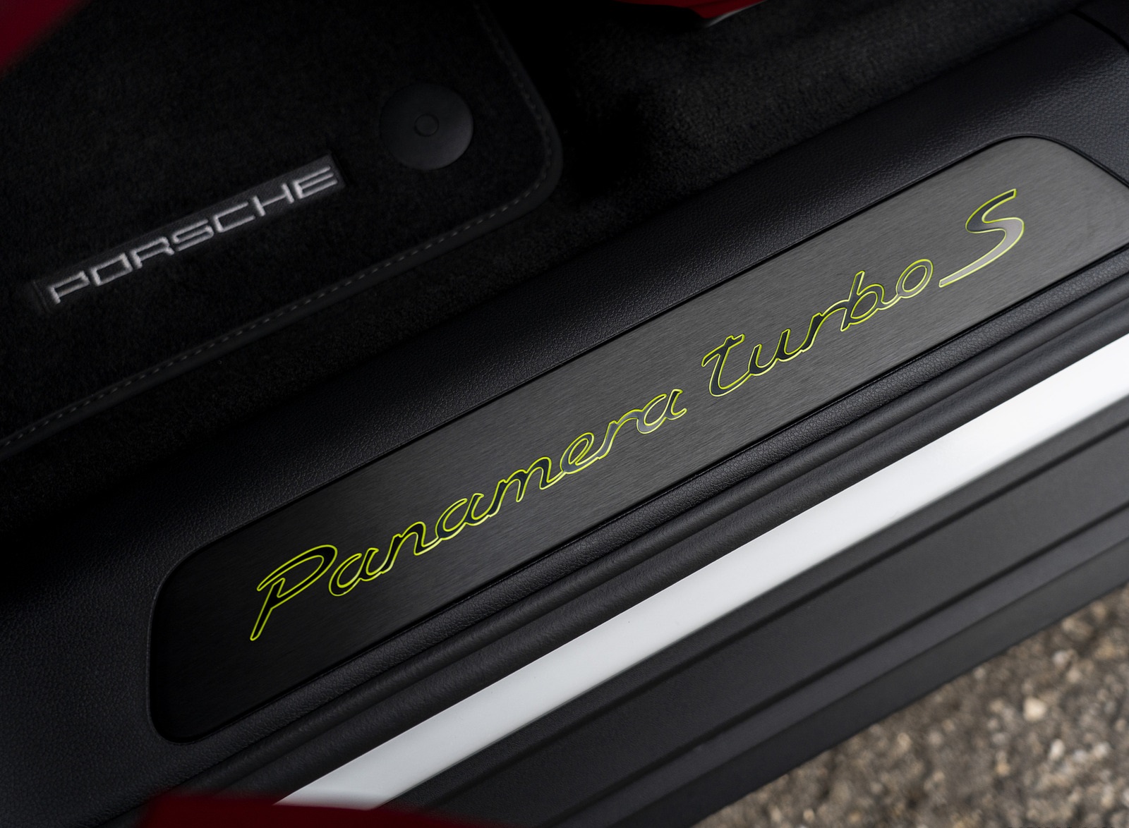 2021 Porsche Panamera Turbo S E-Hybrid (Color: Carrara White Metallic) Door Sill Wallpapers #57 of 60