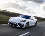 2021 Porsche Panamera Turbo S E-Hybrid (Color: Carrara White Metallic) Front Three-Quarter Wallpapers  150x120 (2)