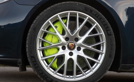 2021 Porsche Panamera Turbo S E-Hybrid Sport Turismo (Color: Night Blue Metallic) Wheel Wallpapers 450x275 (28)