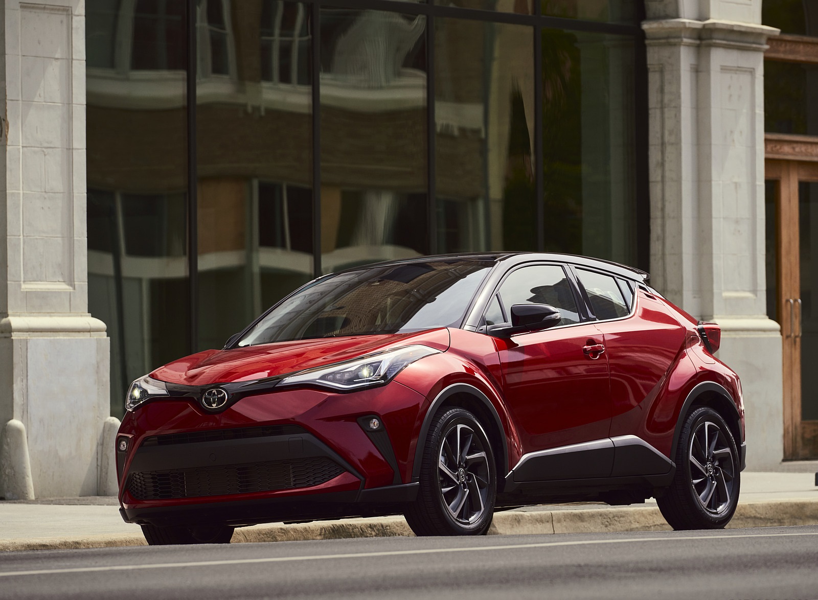 2021 Toyota C-HR (Color: Supersonic Red) Front Three-Quarter Wallpapers (1)