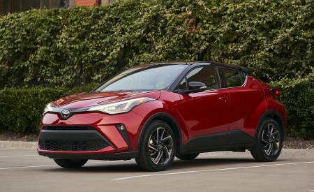 2021 Toyota C-HR (Color: Supersonic Red) Front Three-Quarter Wallpapers 450x275 (2)