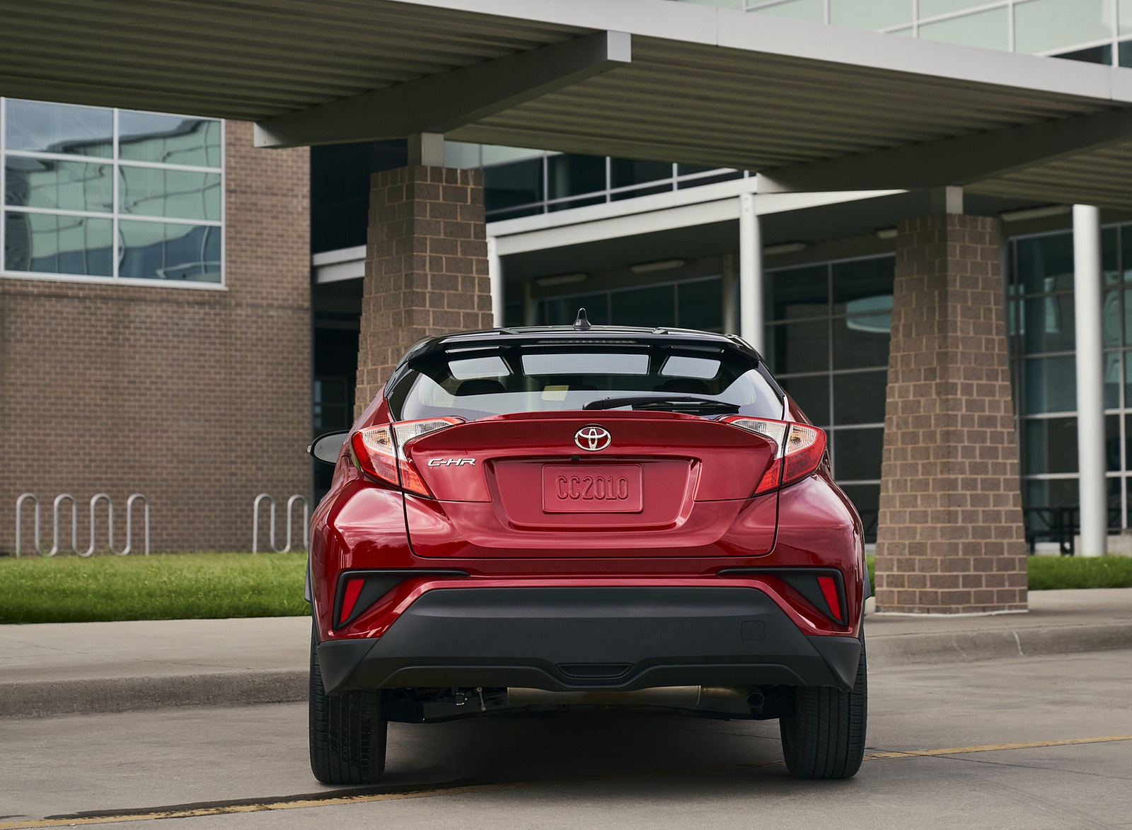 2021 Toyota C-HR (Color: Supersonic Red) Rear Wallpapers #7 of 29