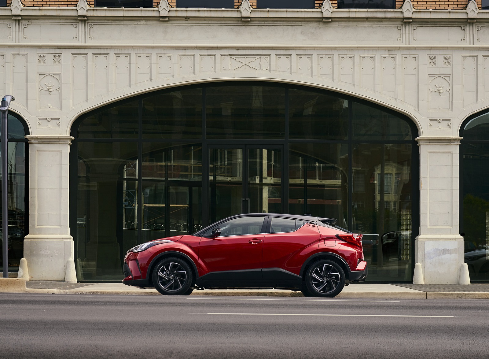2021 Toyota C-HR (Color: Supersonic Red) Side Wallpapers (8)