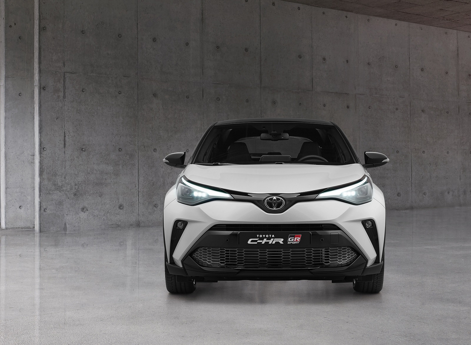 2021 Toyota C-HR GR SPORT Front Wallpapers (3)