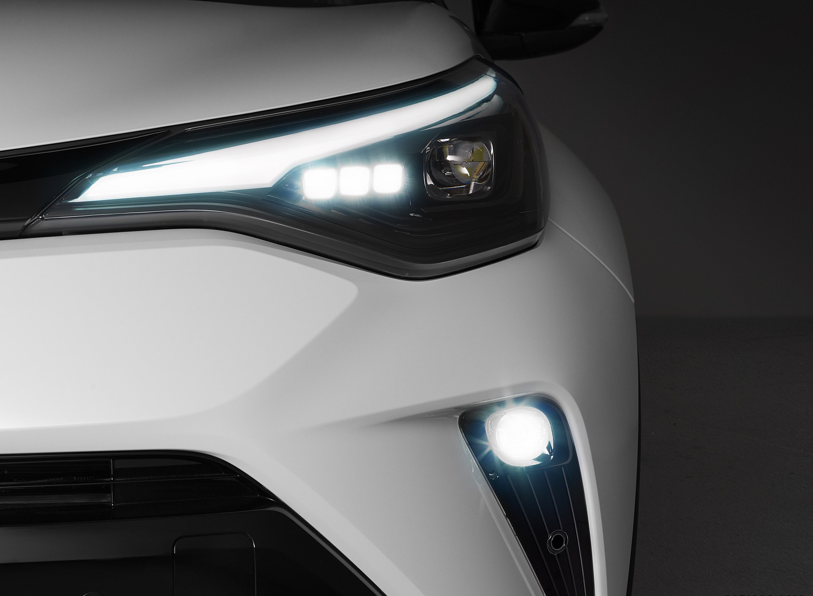 2021 Toyota C-HR GR SPORT Headlight Wallpapers #12 of 26