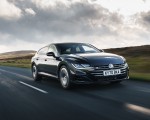 2021 Volkswagen Arteon Shooting Brake (UK-Spec) Front Three-Quarter Wallpapers 150x120 (17)