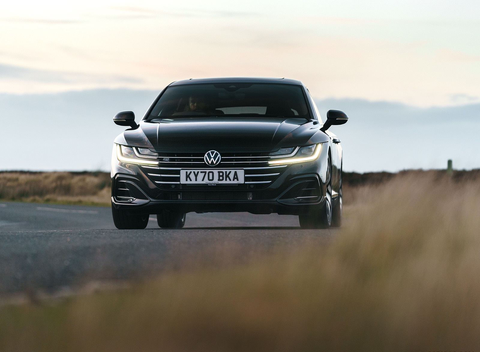 2021 Volkswagen Arteon Shooting Brake (UK-Spec) Front Wallpapers #7 of 109