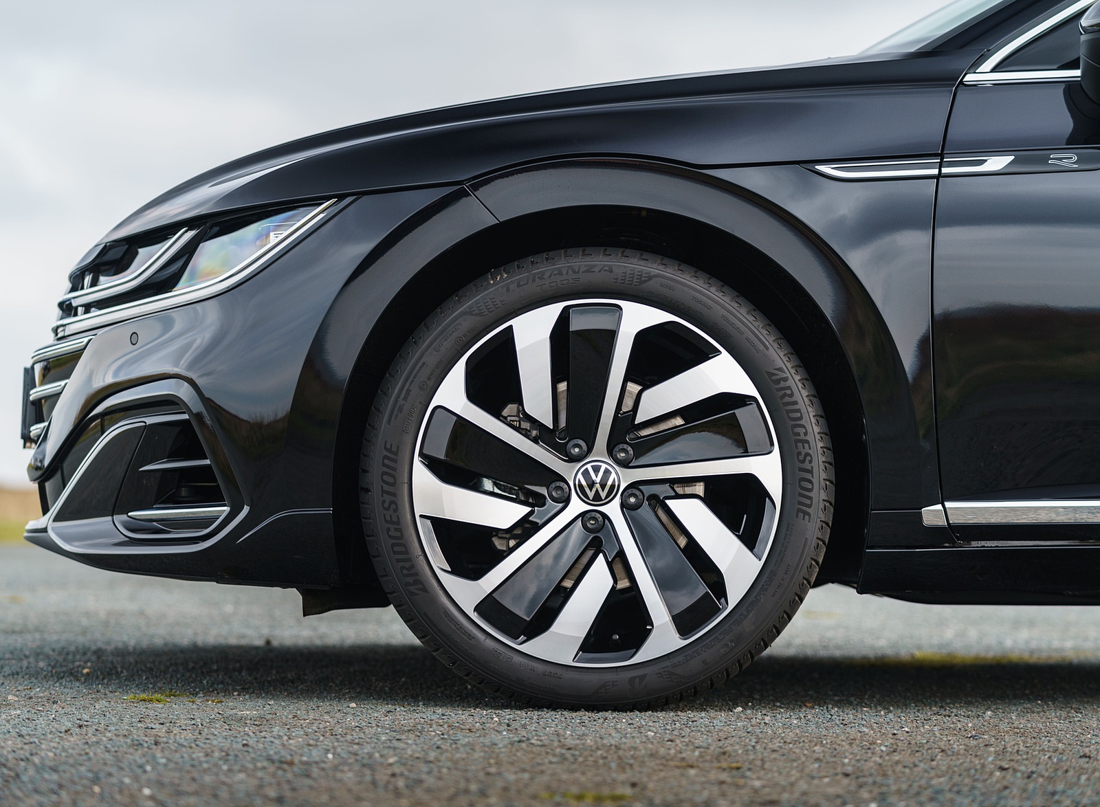 2021 Volkswagen Arteon Shooting Brake (UK-Spec) Wheel Wallpapers #50 of 109