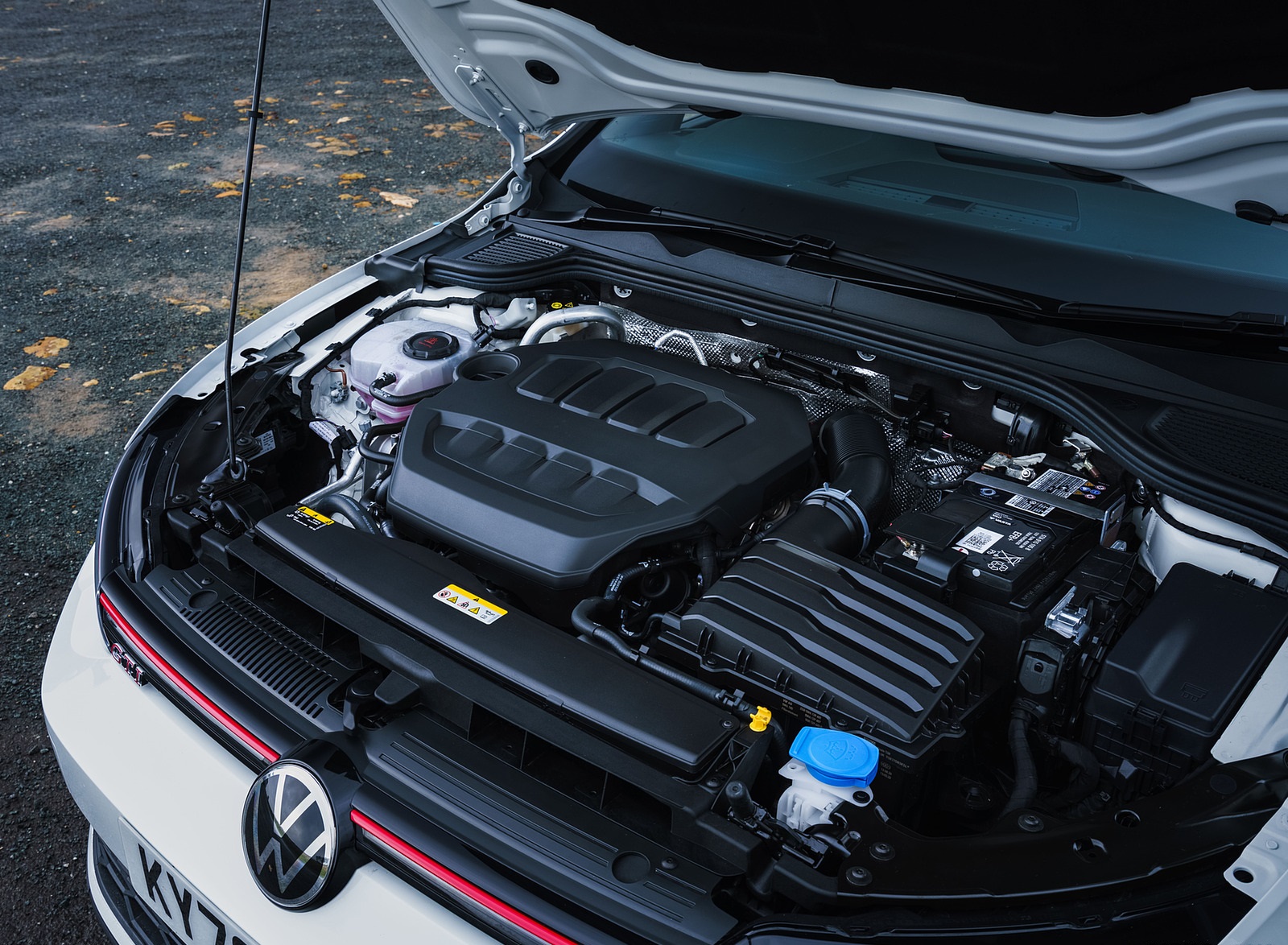 2021 Volkswagen Golf GTI (UK-Spec) Engine Wallpapers  #62 of 95