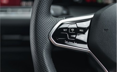 2021 Volkswagen Golf GTI (UK-Spec) Interior Steering Wheel Wallpapers 450x275 (64)