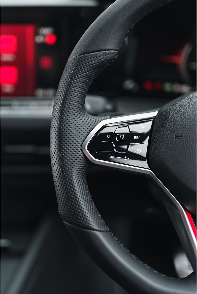 2021 Volkswagen Golf GTI (UK-Spec) Interior Steering Wheel Wallpapers #64 of 95