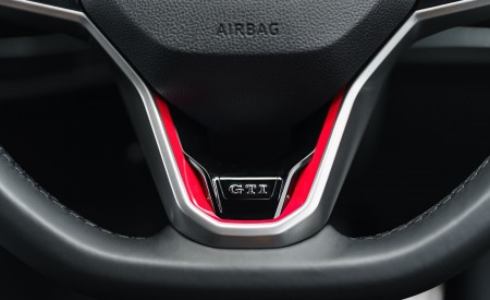 2021 Volkswagen Golf GTI (UK-Spec) Interior Steering Wheel Wallpapers 450x275 (70)