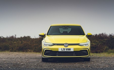 2021 Volkswagen Golf R-Line (UK-Spec) Front Wallpapers 450x275 (34)