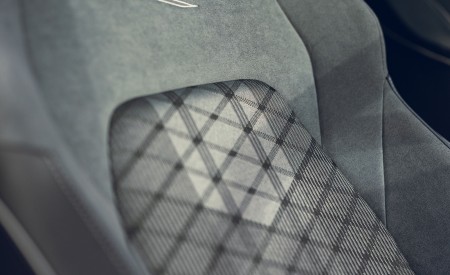 2021 Volkswagen Golf R-Line (UK-Spec) Interior Seats Wallpapers 450x275 (77)