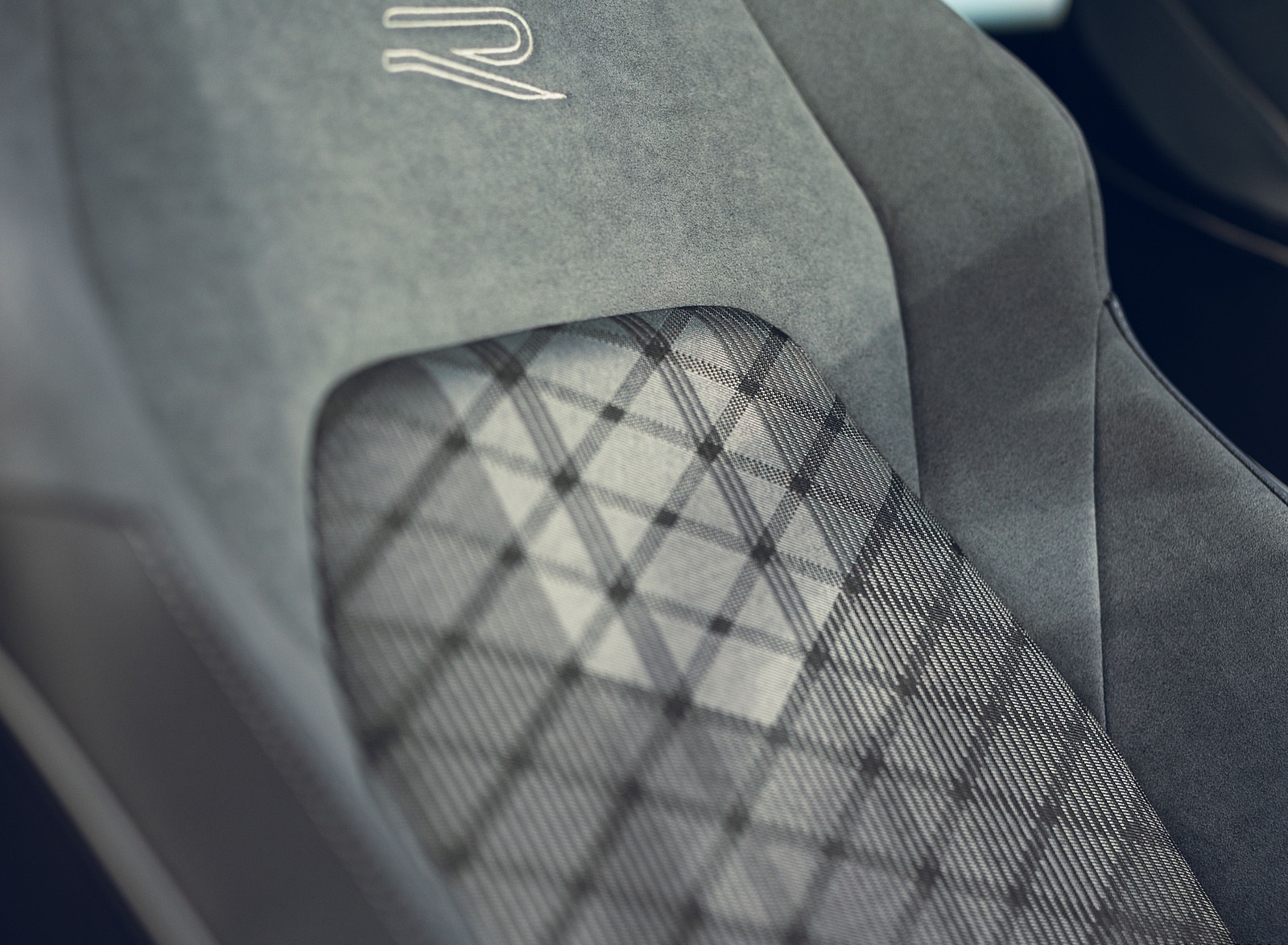 2021 Volkswagen Golf R-Line (UK-Spec) Interior Seats Wallpapers #77 of 80