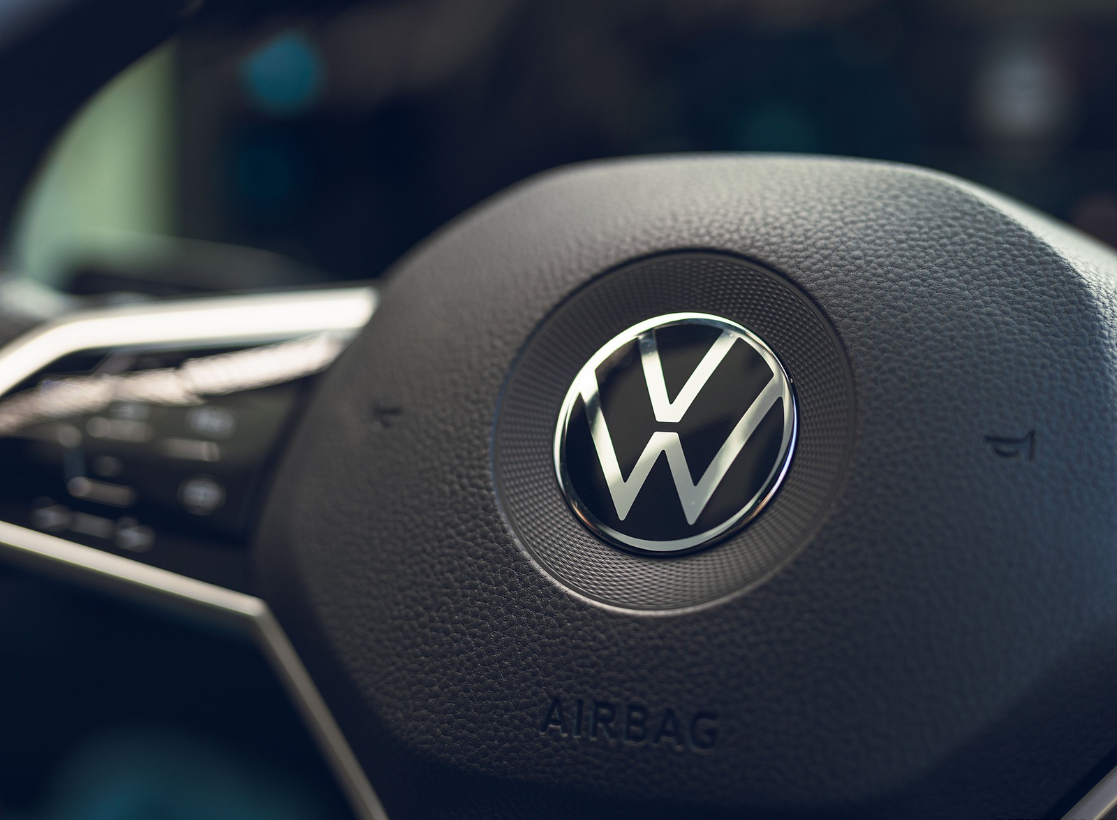 Volkswagen up r line
