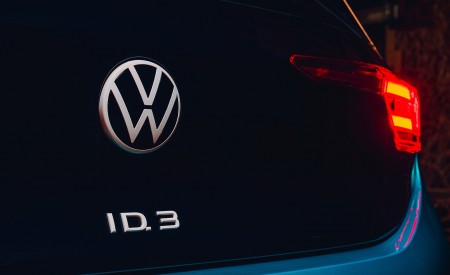 2021 Volkswagen ID.3 1st Edition (UK-Spec) Detail Wallpapers 450x275 (23)